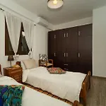 Beautiful House With Pool & View 빌라 *