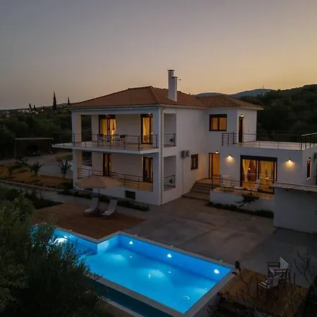 Villa Beautiful House With Pool & View Falanthi