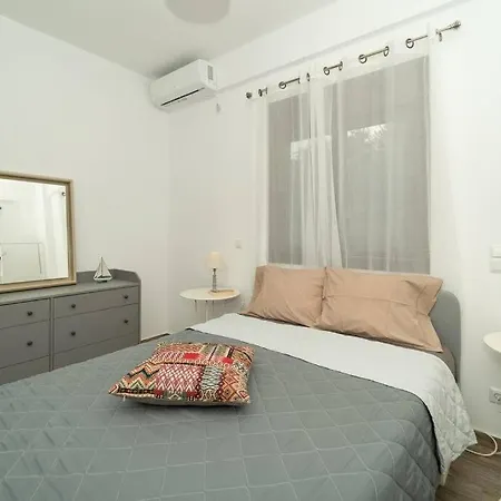 Beautiful House With Pool & View *