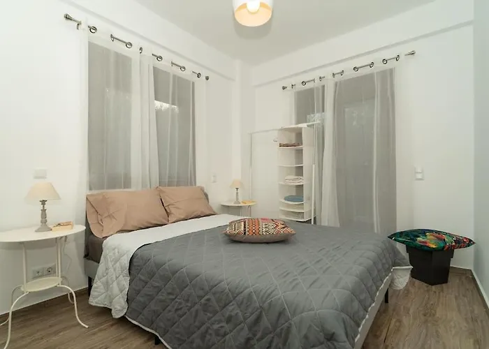 Beautiful House With Pool & View Villa Falanthi