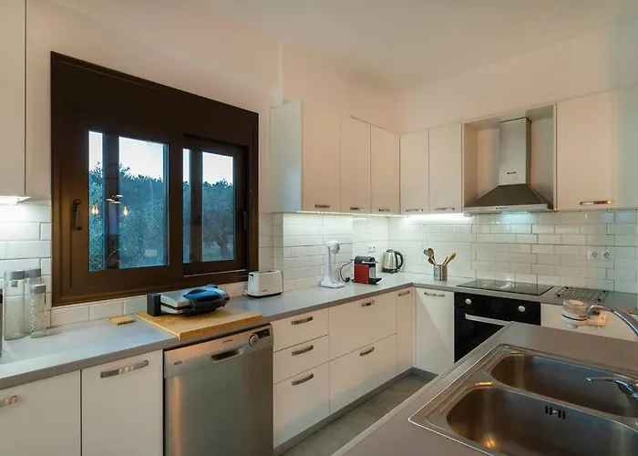 Beautiful House With Pool & View Villa *