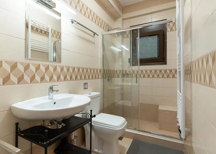 Villa Beautiful House With Pool & View