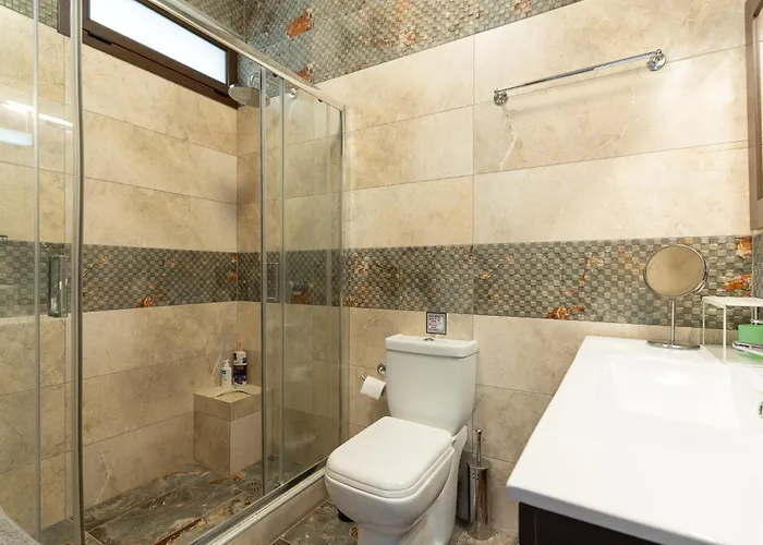 Beautiful House With Pool & View Villa *